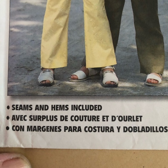 Burda Kids Ensemble Pattern - Picture 6 of 7